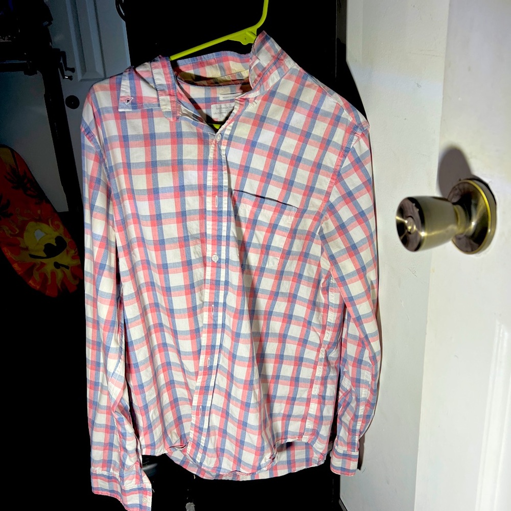 casual plaid button up shirt
